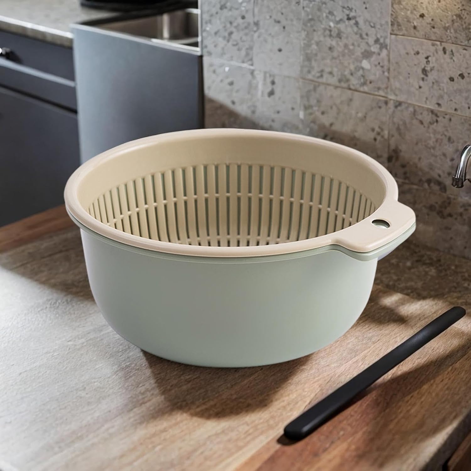 Food Strainer. Vegetable Washing Drainage Basket. Multifunctional Mixing Thicken Material Sturdy Fruit Cleaning Basin for Pasta Salads Noodles. Large Green